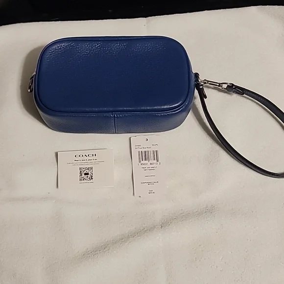 Coach Jamie Wristlet Pouch W/ Belt And Hangtag Embossing NWT - Picture 5 of 5